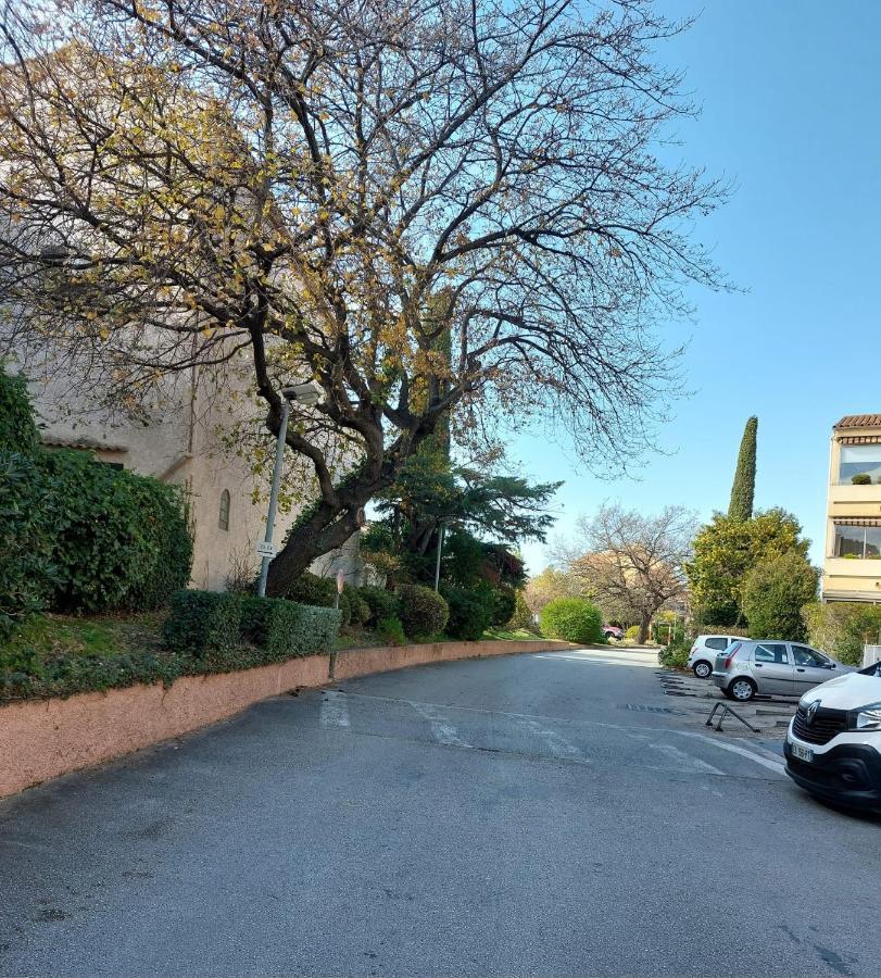 Ferienwohnung Les Roches Bleues Le Pradet Exterior foto